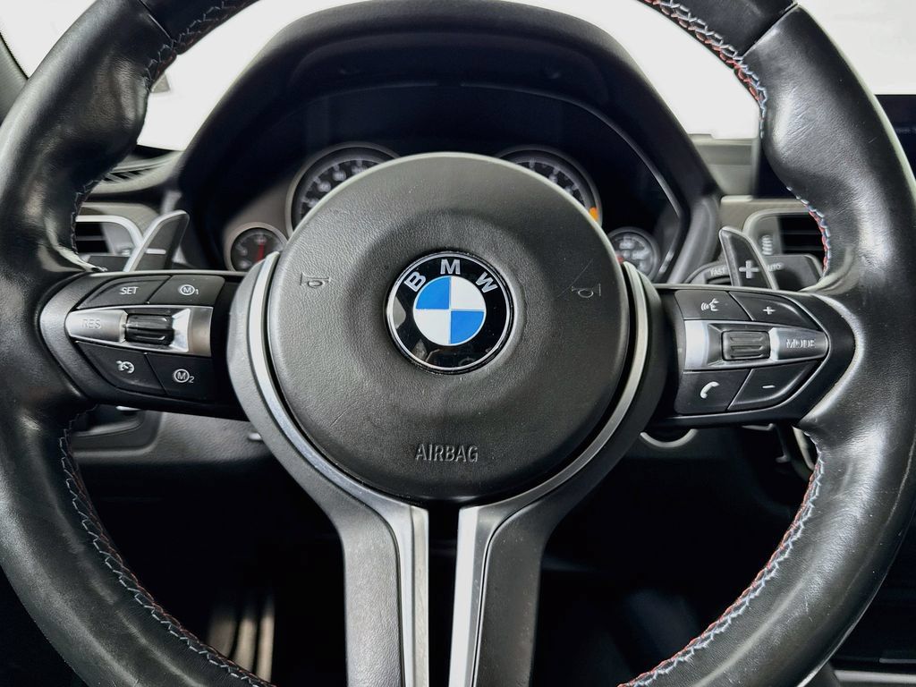 Used 2018 BMW M3 RWD image 50