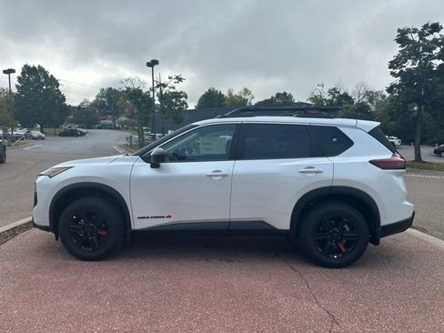 New 2026 Nissan Rogue SV image 3
