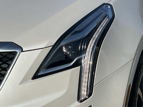 Used 2021 Cadillac XT5 Sportv w/ LPO, Floor Liner Package AWD/4WD image 9