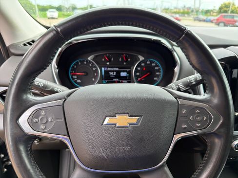 Used 2018 Chevrolet Traverse LT AWD/4WD image 16