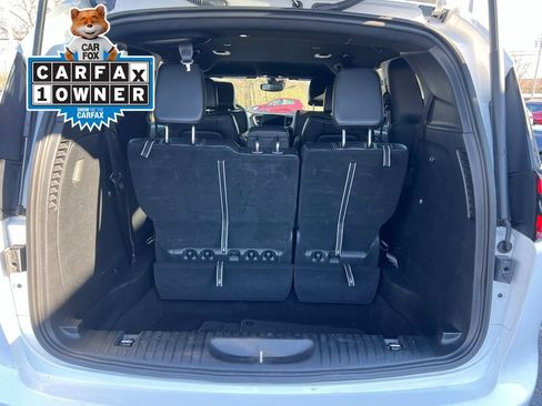 Used 2025 Chrysler Pacifica Select FWD image 22