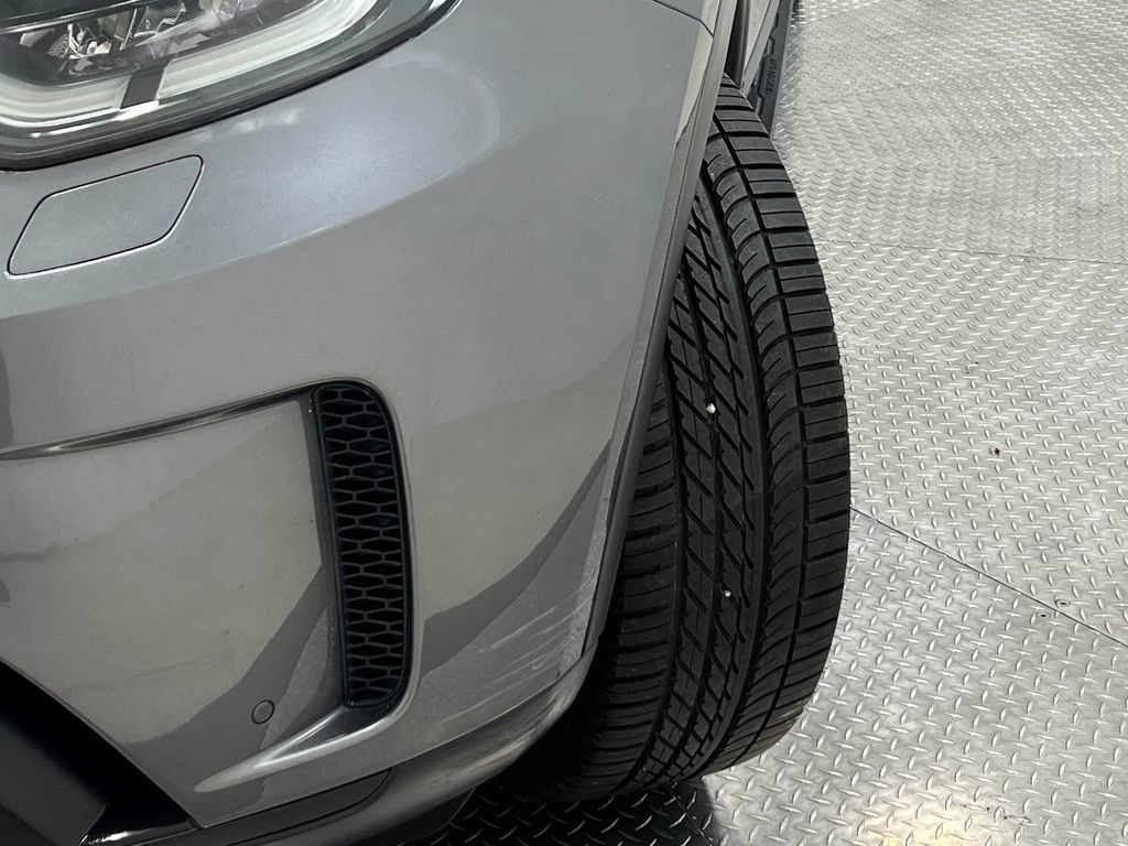 Used 2018 Land Rover Discovery HSE AWD/4WD image 42