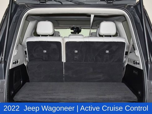 Used 2022 Jeep Wagoneer Series III w/ Premium Group I image 30