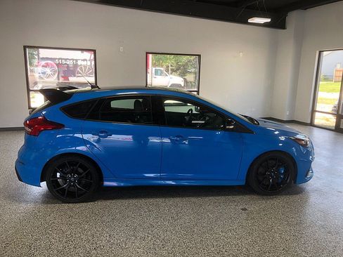 Used 2018 Ford Focus RS AWD/4WD image 6