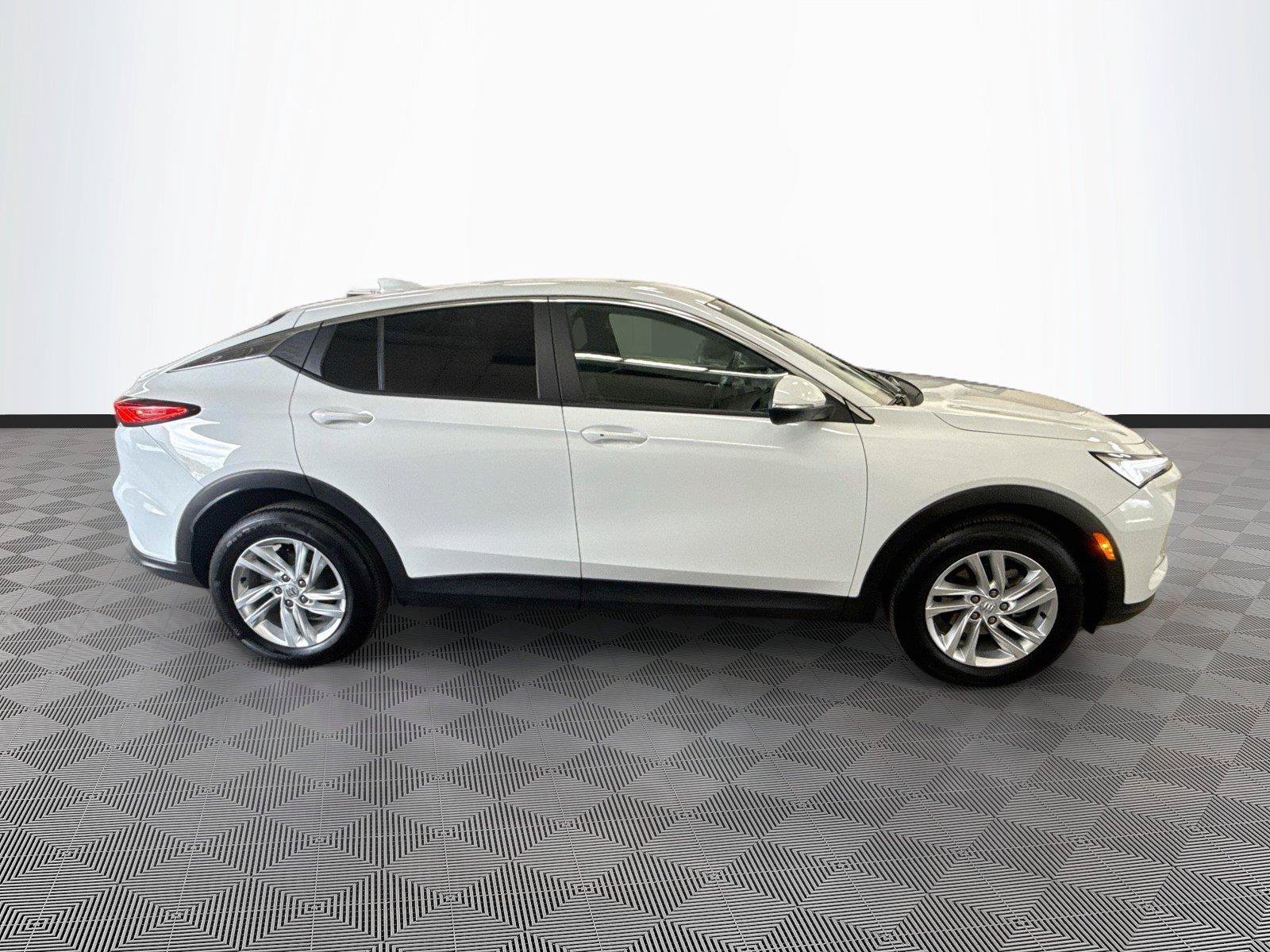 Used 2024 Buick Envista Preferred w/ Convenience I Package FWD image 8
