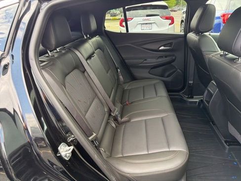 Used 2025 Buick Envista Sport Touring FWD image 18