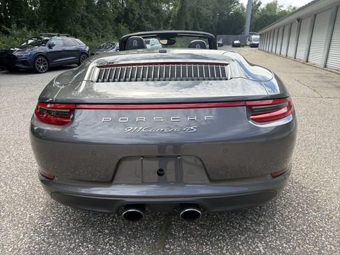 Used 2017 Porsche 911 Carrera 4S AWD/4WD image 6