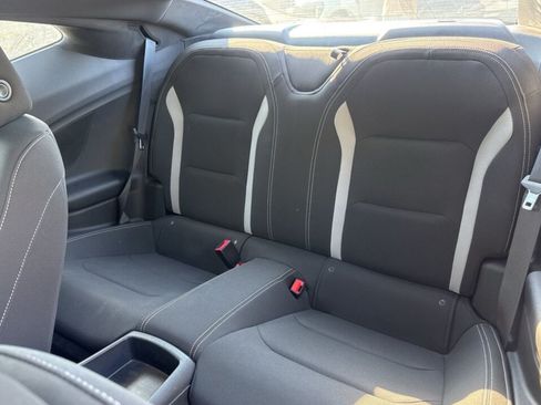 Used 2019 Chevrolet Camaro LT w/ Technology Package RWD image 5