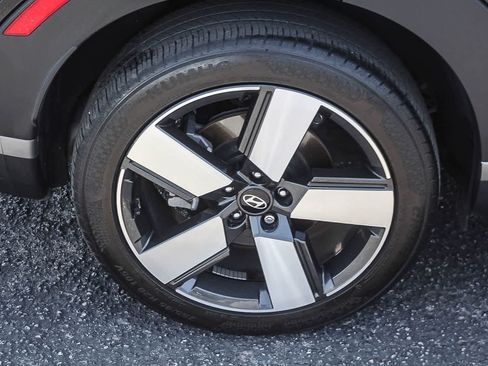 Certified 2024 Hyundai Santa Fe Limited FWD image 11