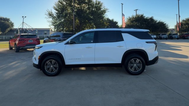 Used 2026 Chevrolet Traverse LT w/ Driver Confidence Package FWD image 5