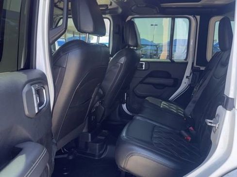 Used 2019 Jeep Wrangler Unlimited Sahara w/ Quick Order Package 24M Moab image 5