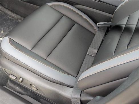 New 2026 Honda Prologue Touring image 4