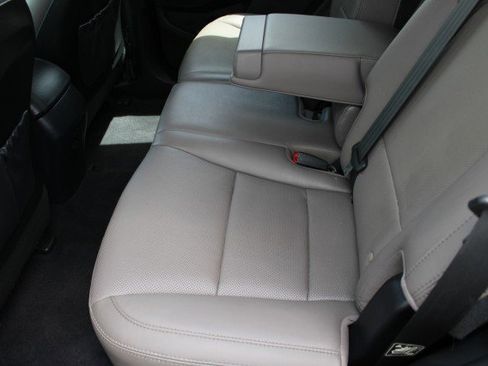 Used 2017 Hyundai Santa Fe Sport FWD image 19