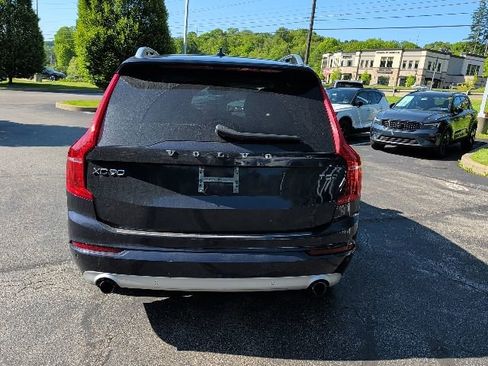 Used 2019 Volvo XC90 T5 Momentum w/ Protection Package Premier AWD/4WD image 6
