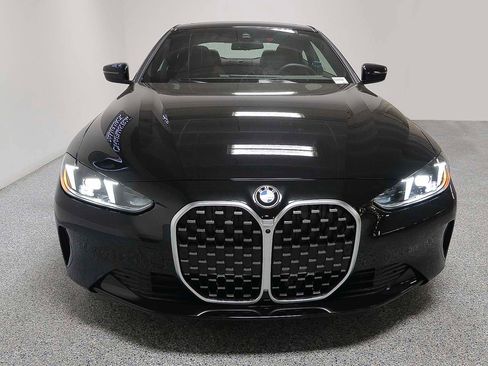 Used 2025 BMW 430i Coupe w/ Convenience Package image 2