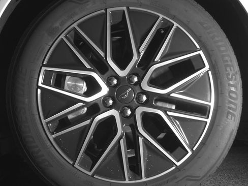 Used 2025 Ford Mustang Mach-E Premium AWD/4WD image 13