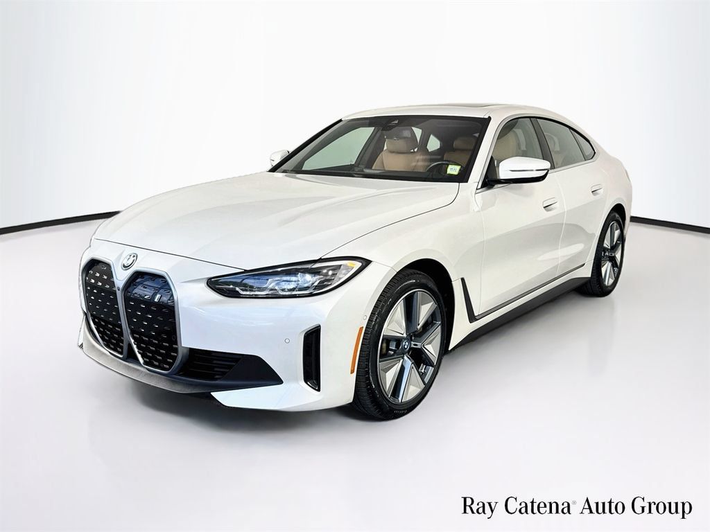 Used 2023 BMW i4 eDrive35 w/ Premium Package RWD image 3