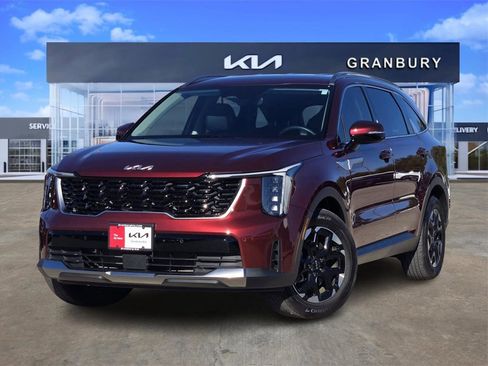 Certified 2025 Kia Sorento S image 1