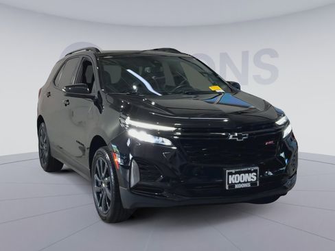Used 2024 Chevrolet Equinox RS w/ RS Leather Package AWD/4WD image 4