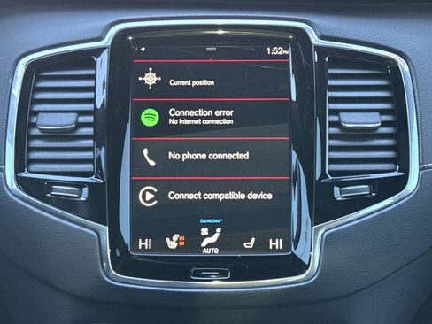 Used 2022 Volvo XC90 T8 R-Design w/ Advanced Package image 24