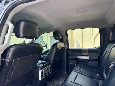 Used 2019 Ford F250 Lariat w/ Chrome Package AWD/4WD image 10