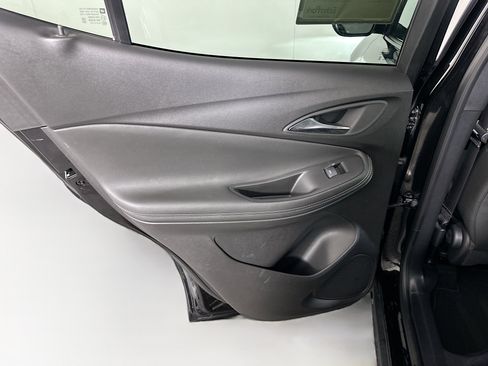 Used 2025 Buick Encore GX Preferred FWD image 25