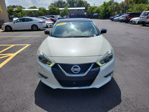Used 2018 Nissan Maxima Platinum FWD image 2