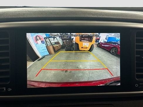 Used 2020 Kia Sportage LX image 14