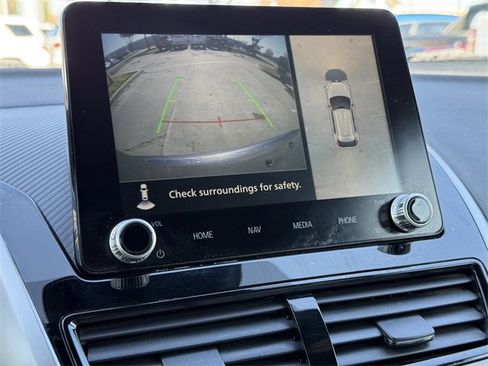 Used 2024 Mitsubishi Eclipse Cross AWD image 17
