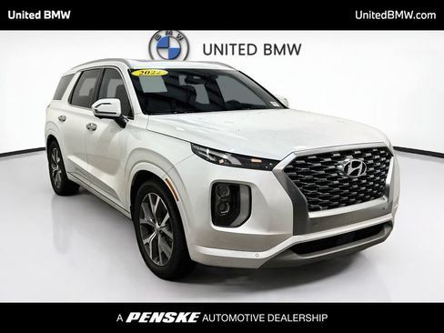 Used 2022 Hyundai Palisade Limited FWD image 3