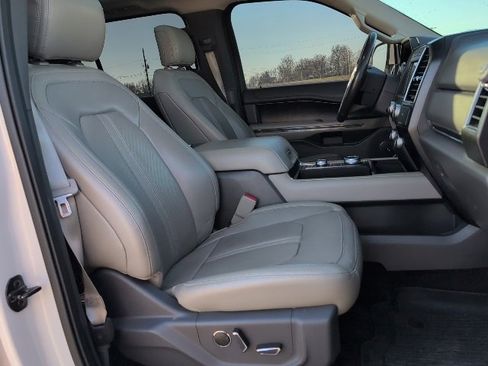 Used 2018 Ford Expedition Limited w/ Equipment Group 301A image 21