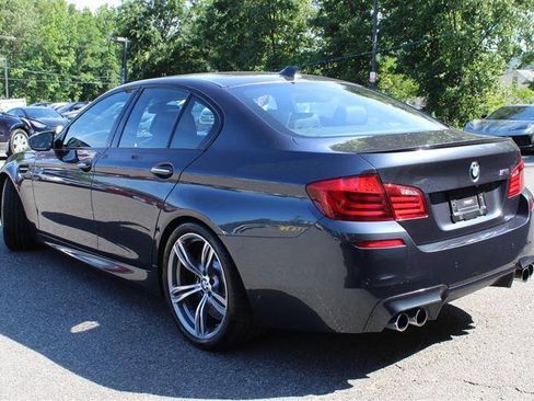 Used 2013 BMW M5 RWD image 3