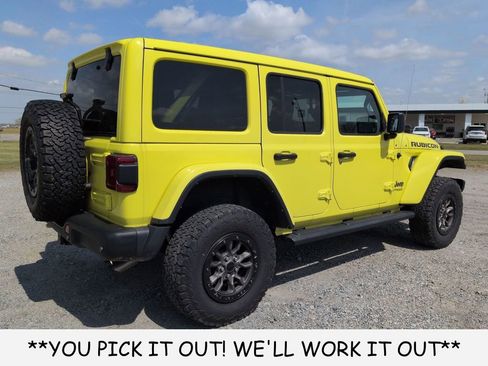 Used 2022 Jeep Wrangler Unlimited Rubicon w/ Trailer Tow Package AWD/4WD image 4
