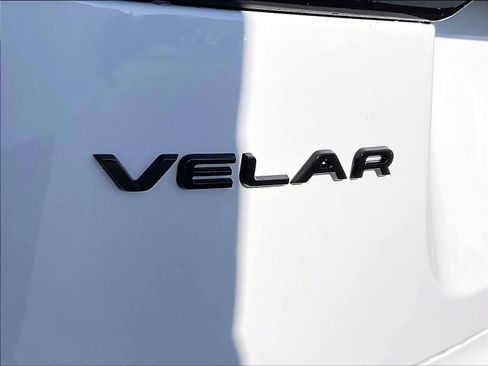 New 2026 Land Rover Range Rover Velar Dynamic SE image 26