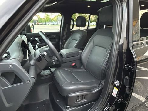 Used 2024 Land Rover Defender 110 X-Dynamic SE AWD/4WD image 25