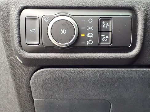 Used 2023 Ford Explorer ST AWD/4WD image 19