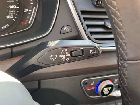 Certified 2024 Audi Q5 2.0T Premium w/ Convenience Package image 30