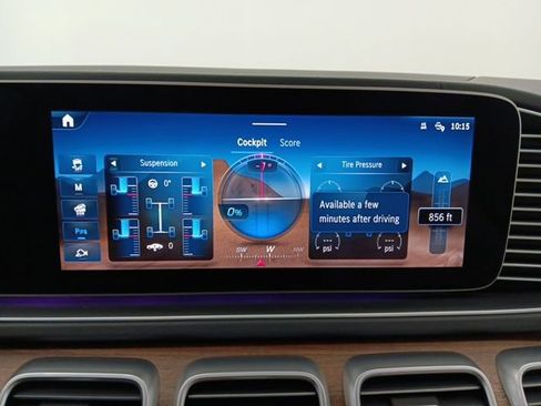 Used 2025 Mercedes-Benz GLS 450 4MATIC image 22