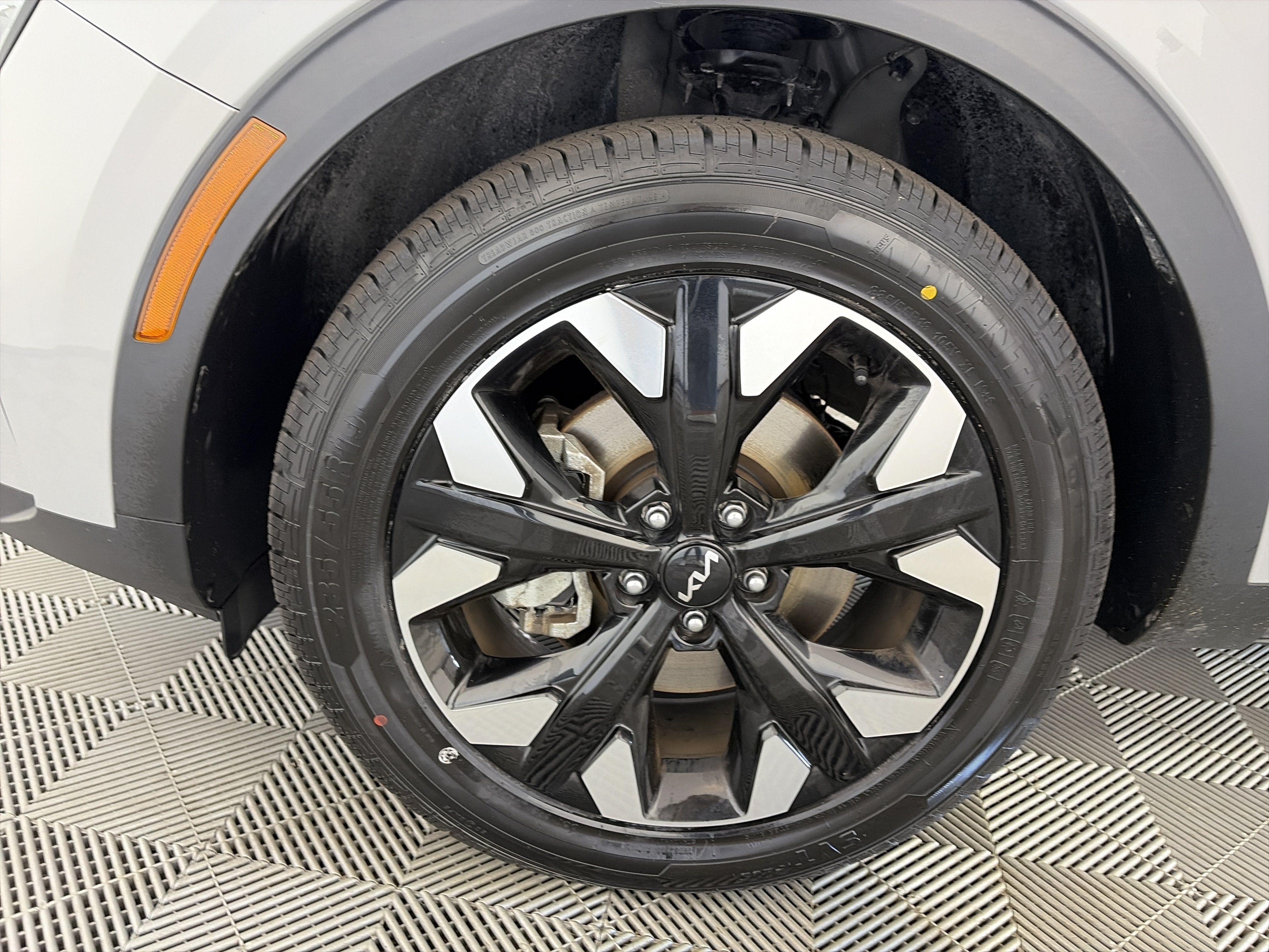 Certified 2024 Kia Sportage X-Line w/ X-Line Premium Package AWD/4WD image 13