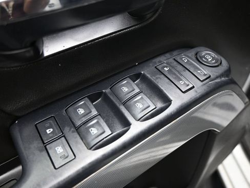 Used 2018 Chevrolet Silverado 1500 LT w/ All Star Edition AWD/4WD image 11