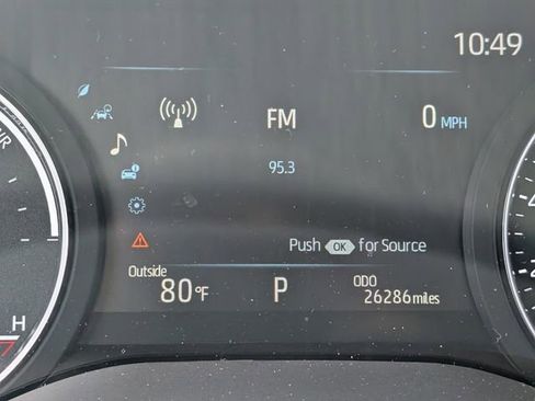 Used 2024 Toyota Sienna Limited image 30