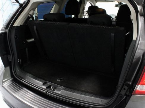 Used 2019 Dodge Journey SE w/ Connectivity Group FWD image 13