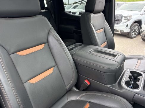 Used 2021 GMC Sierra 1500 AT4 w/ AT4 Premium Package AWD/4WD image 33