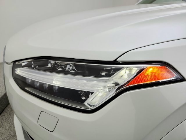 Certified 2025 Volvo XC90 T8 Ultra w/ Protection Package AWD/4WD image 34