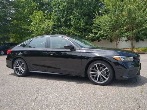 Certified 2023 Honda Civic Touring image 2