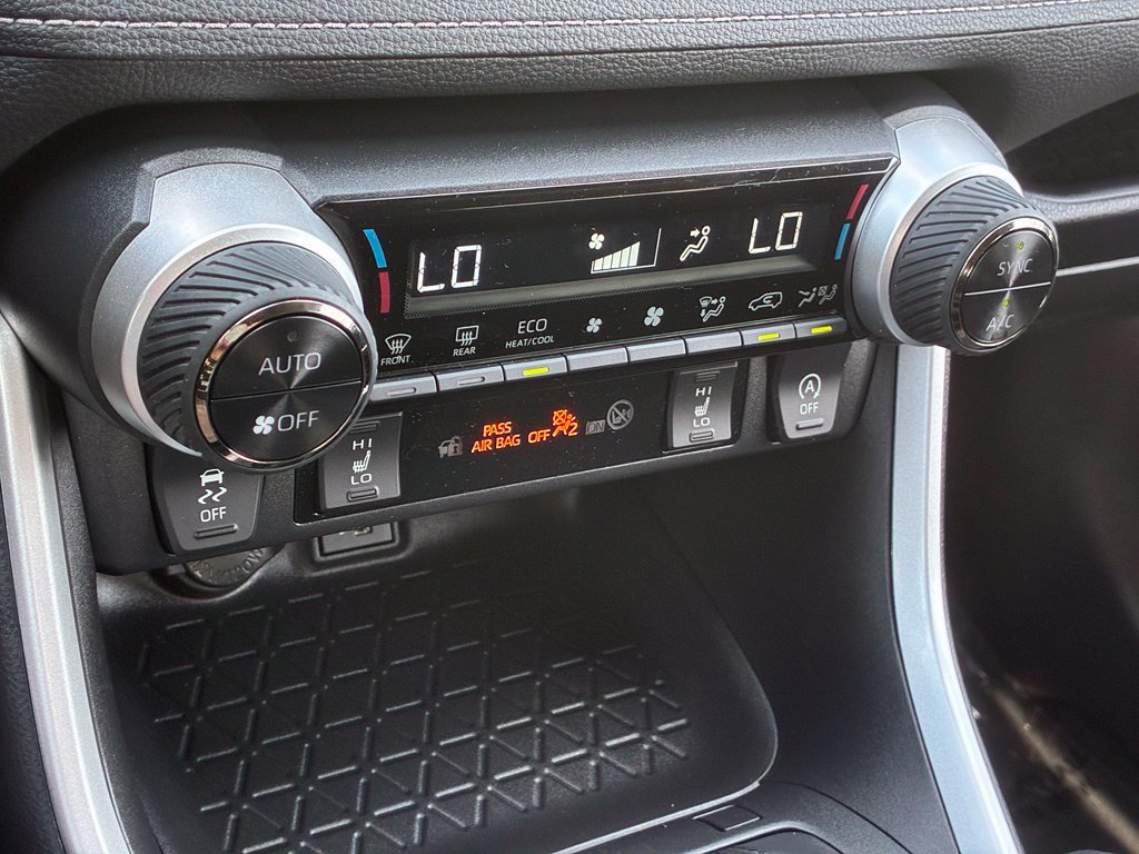 Used 2024 Toyota RAV4 XLE w/ Convenience Package AWD/4WD image 24