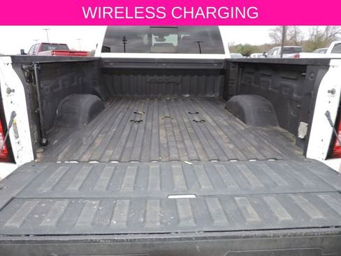 Certified 2022 GMC Sierra 2500 AT4 w/ AT4 Premium Plus Package image 16