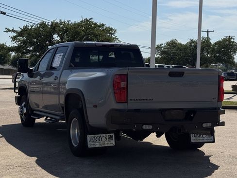 Used 2024 Chevrolet Silverado 3500 LT w/ Texas Edition AWD/4WD image 6