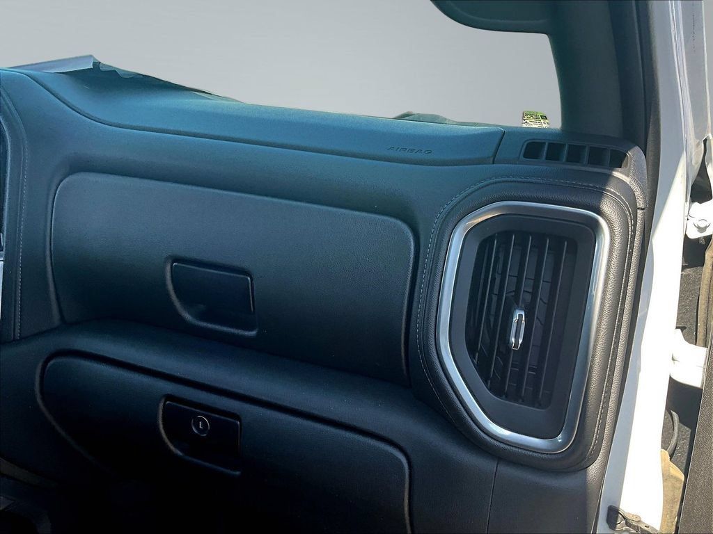 Used 2019 GMC Sierra 1500 SLT w/ SLT Premium Plus Package AWD/4WD image 29