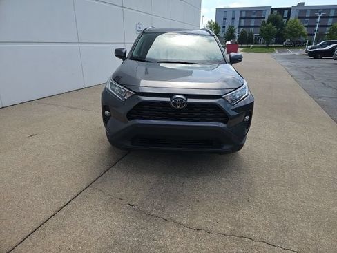 Used 2021 Toyota RAV4 XLE w/ Convenience Package AWD/4WD image 2